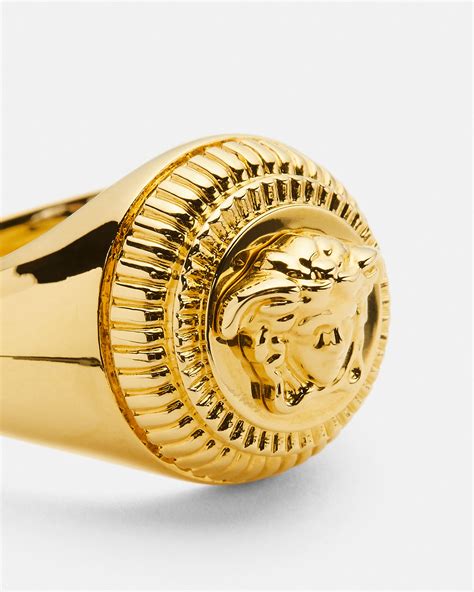 anello versace medusa|Anello Medusa Biggie Oro .